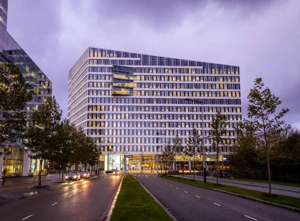 アムステルダムにあるデロイト社のオフィスビル「ジ・エッジ」