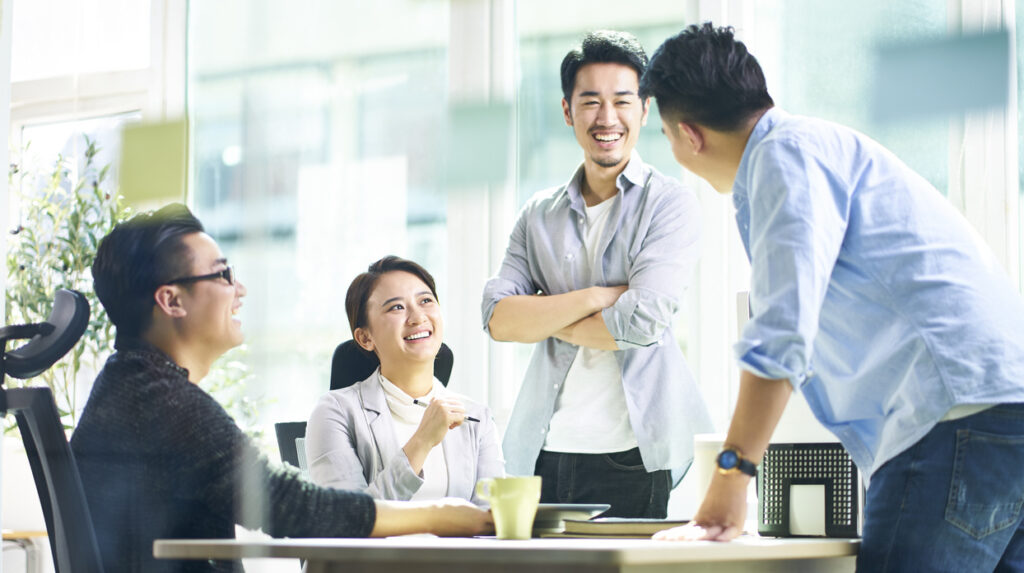 RAGで業務効率化を実現し、従業員の負担が軽減されます