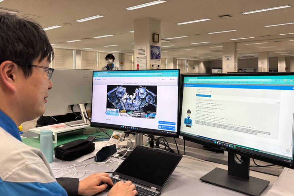 椿本チエイン社内でSELFBOTが業務効率化を目的として利用される様子